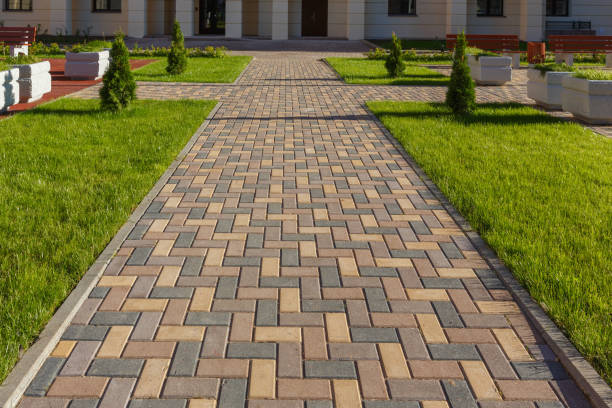 Best Local Driveway Pavers  in Farmersburg, IN